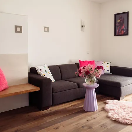 Kunterbunt By Interhome